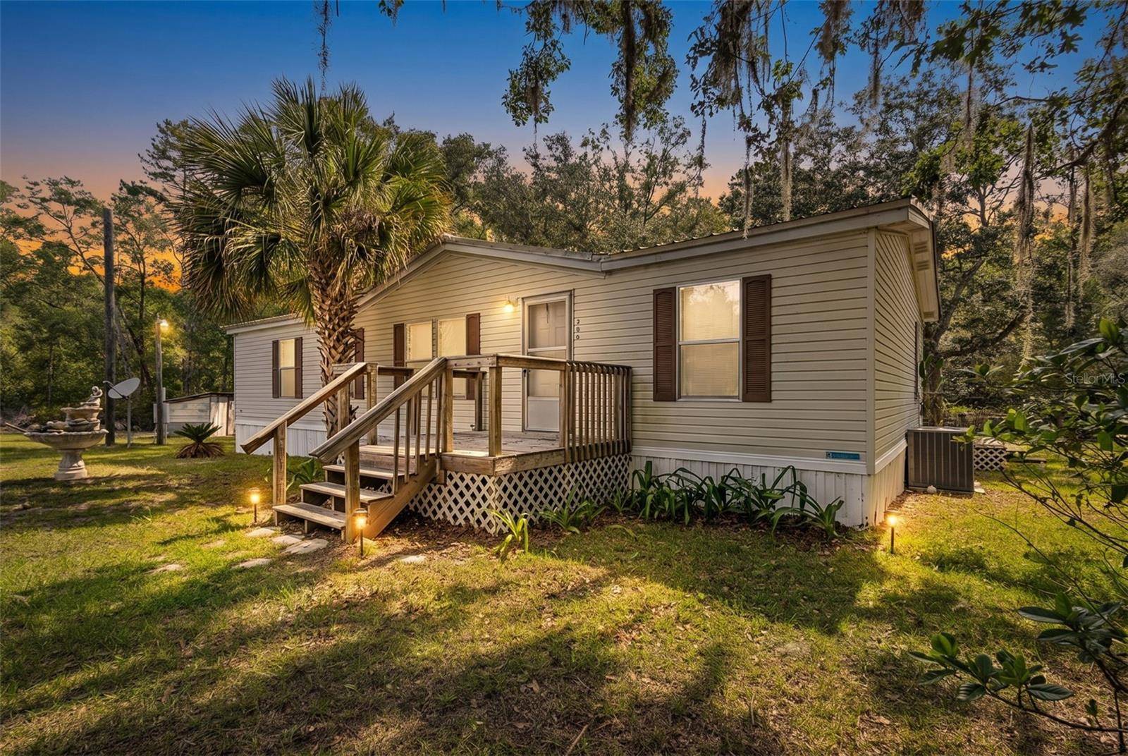 704 SE 791ST ST, Old Town, FL 32680