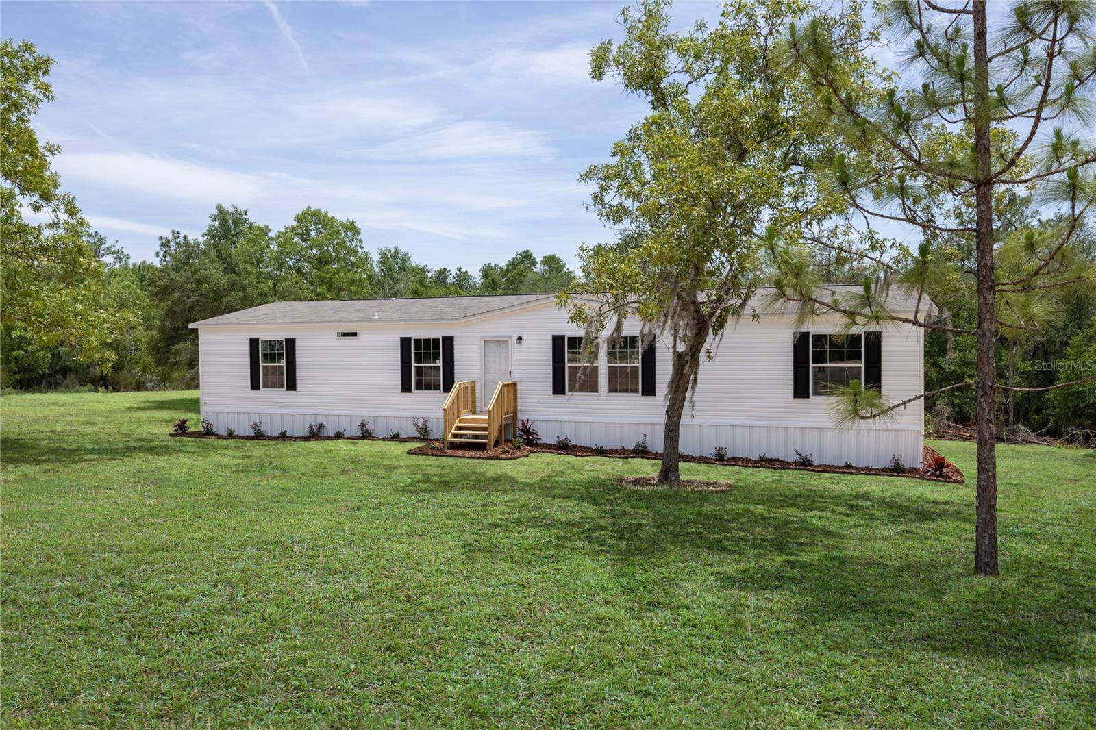 119 LONDON AVE, Interlachen, FL 32148