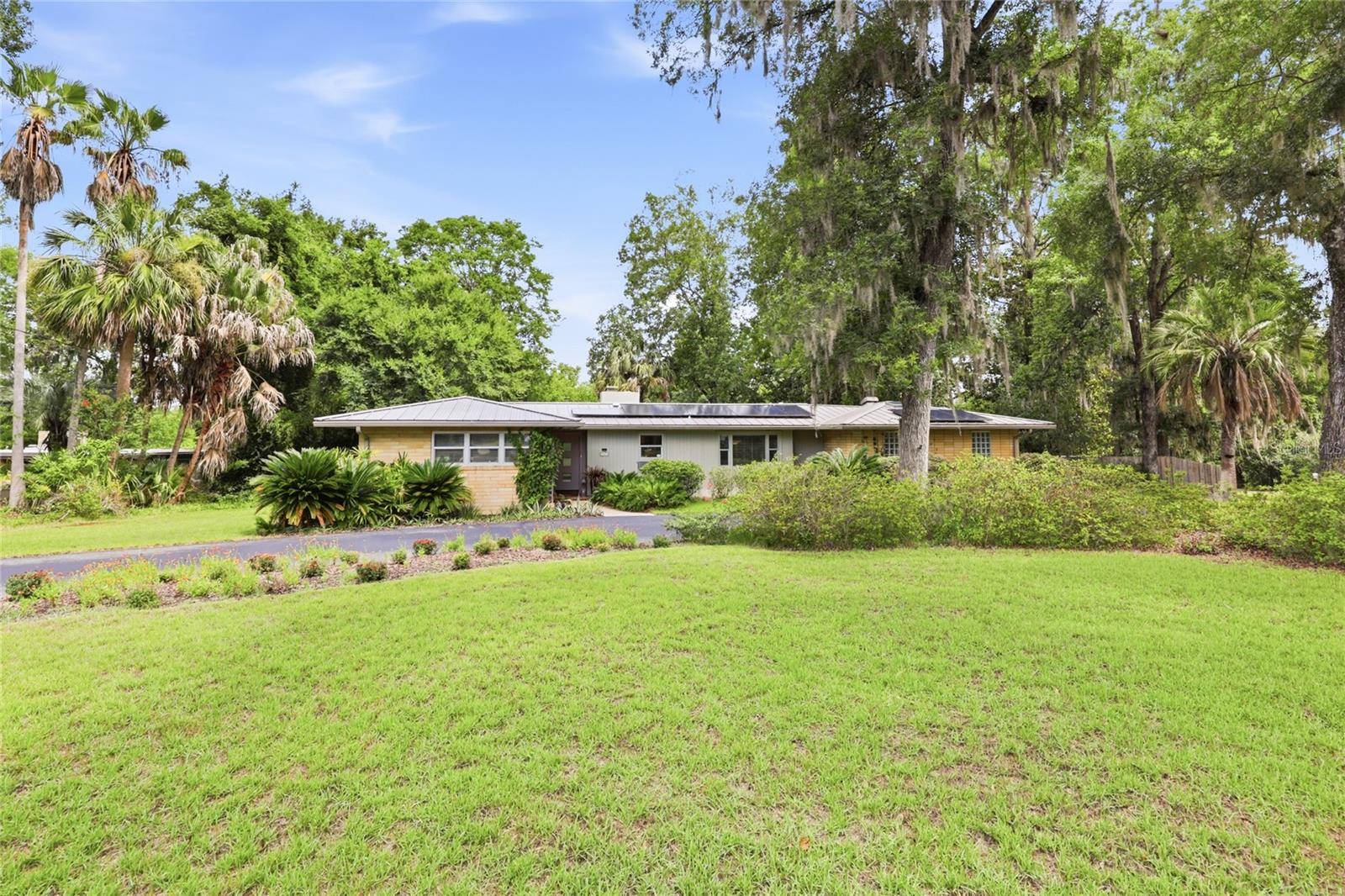 2006 NW 14TH AVE, Gainesville, FL 32605