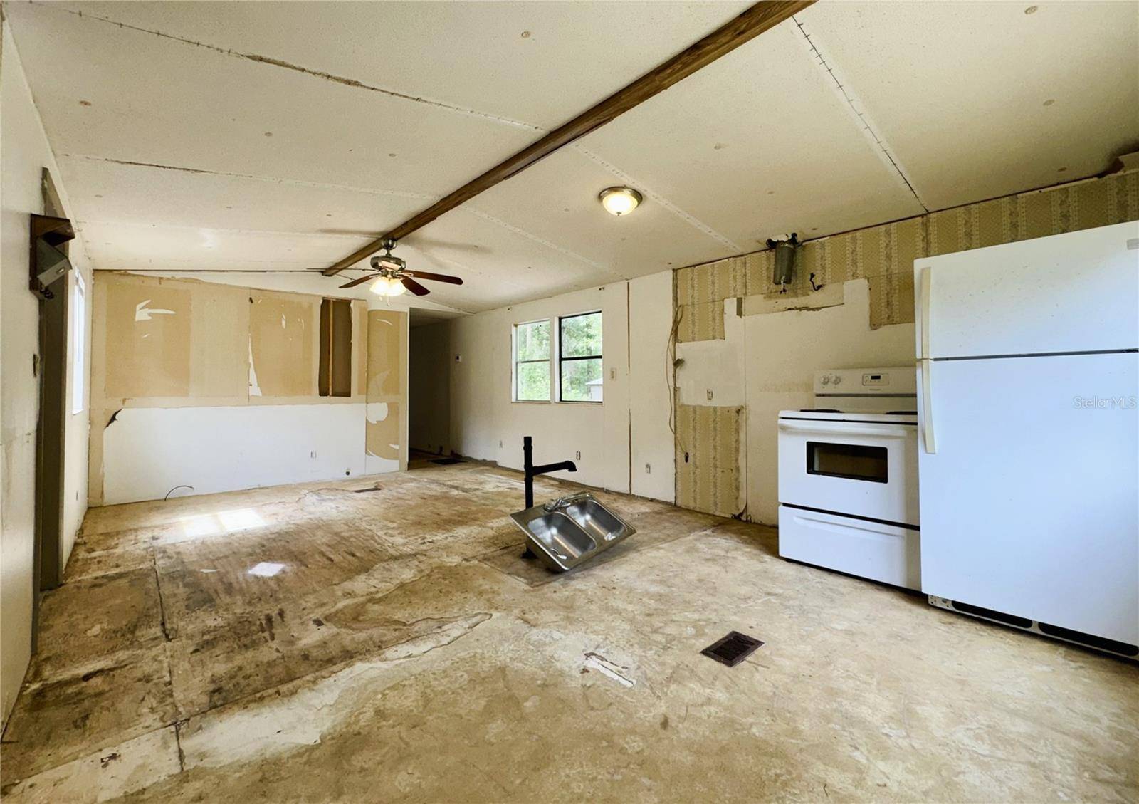 7809 SW 12TH PL, Bell, FL 32619
