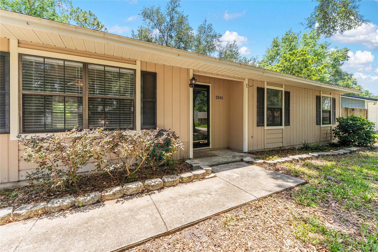 2541 NW 52ND PL, Gainesville, FL 32605