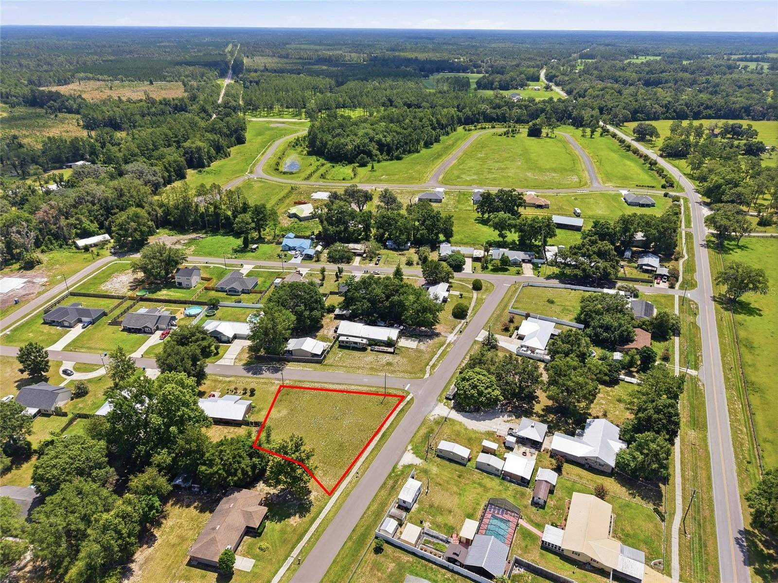 CHERRY ST, Brooker, FL 32622