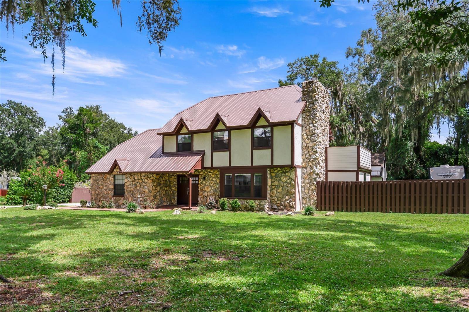 102 THICKET LN, Palatka, FL 32177