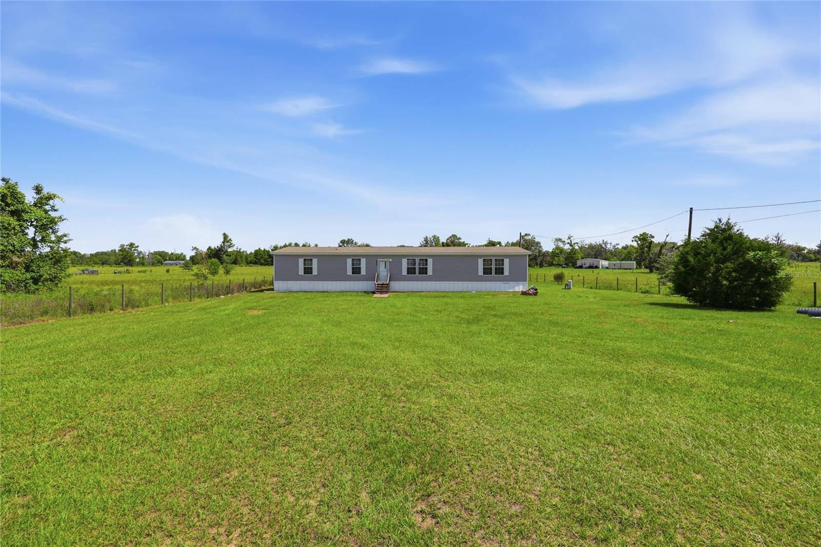 9831 NE 100TH ST, Archer, FL 32618