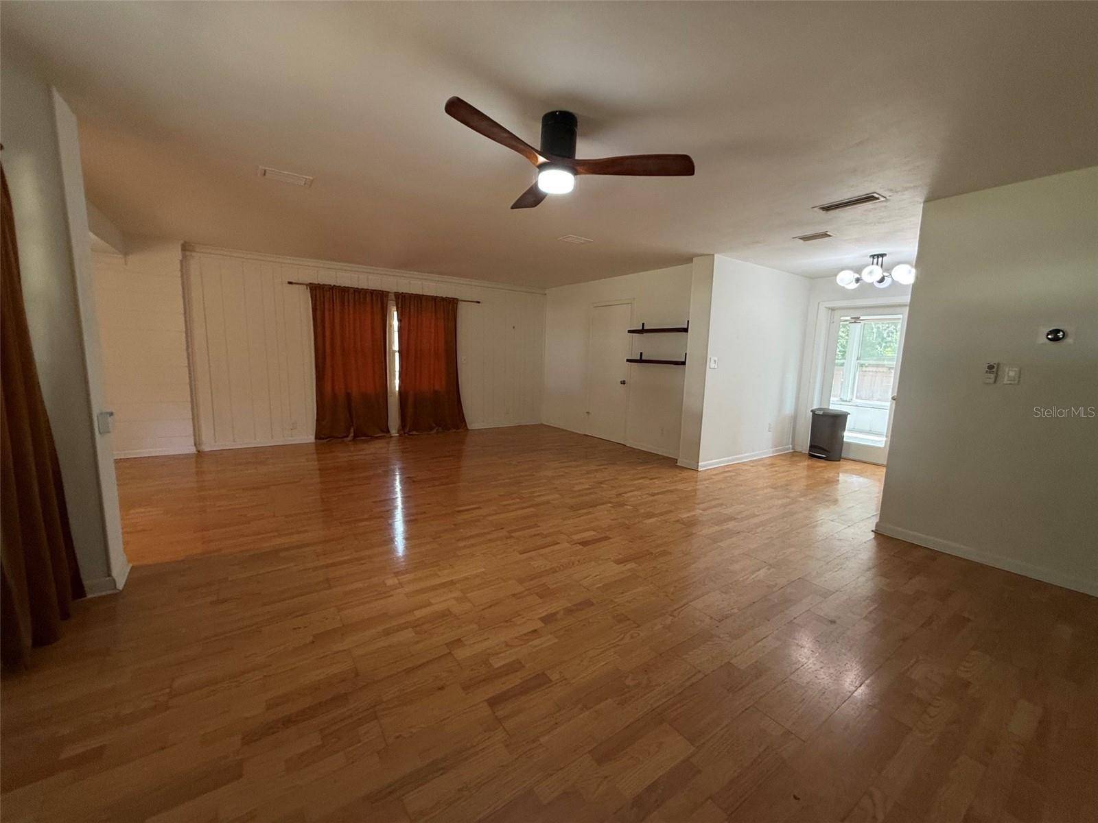 3929 SW 21ST ST, Gainesville, FL 32608