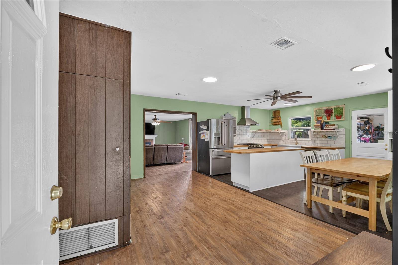 1805 NE 6TH TER, Gainesville, FL 32609