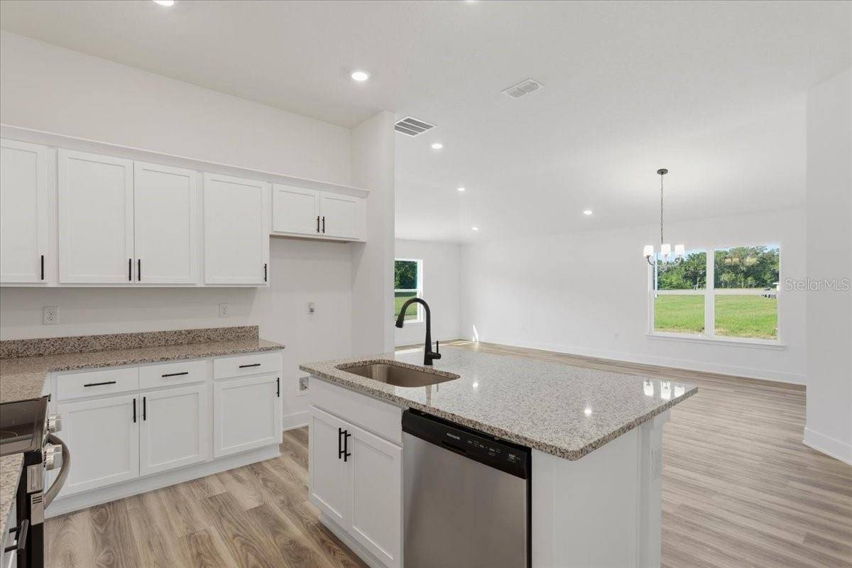 13658 NW 150TH CIR, Alachua, FL 32615