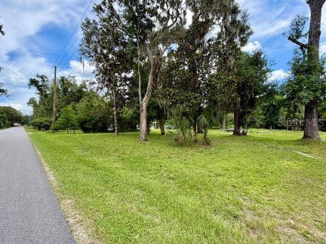 9749 FLORIDA ST, Fanning Springs, FL 32693