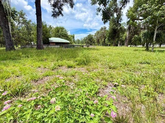 9749 FLORIDA ST, Fanning Springs, FL 32693