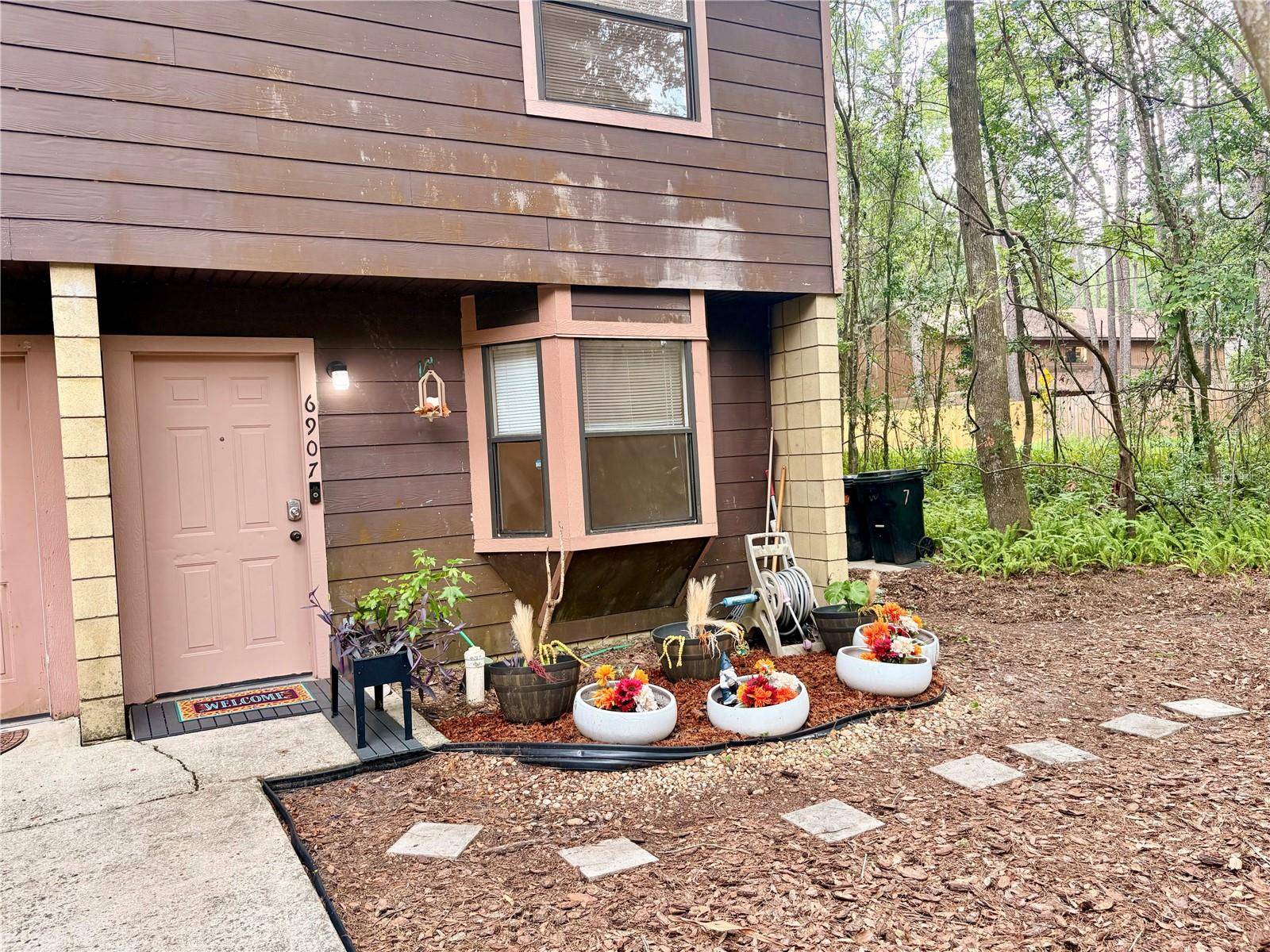 6907 SW 44TH AVE, Gainesville, FL 32608