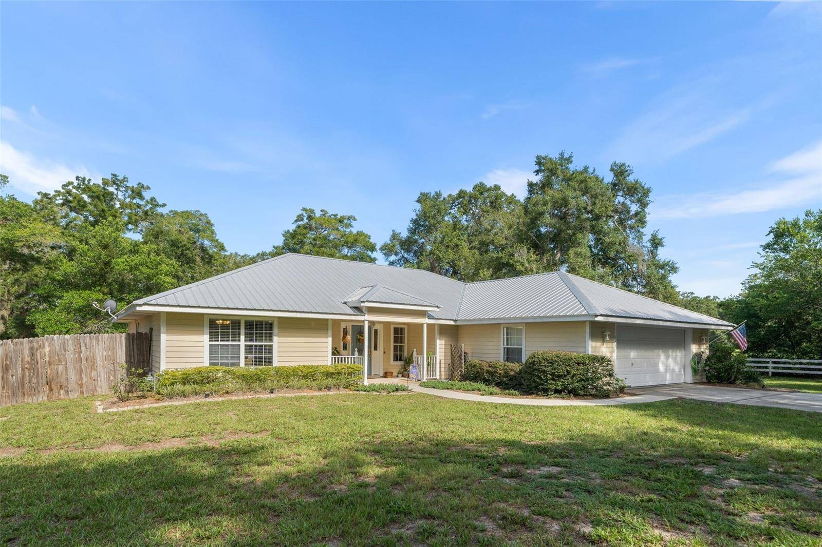646 NE 2ND ST, Williston, FL 32696
