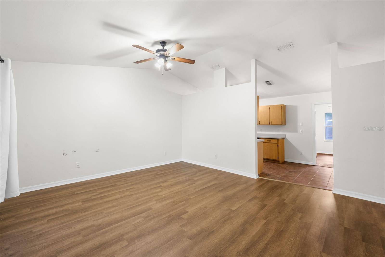 19947 NW 245TH TER, High Springs, FL 32643