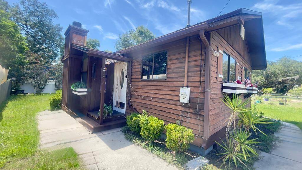 214 NE 4TH ST, Chiefland, FL 32626