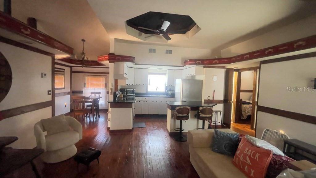214 NE 4TH ST, Chiefland, FL 32626