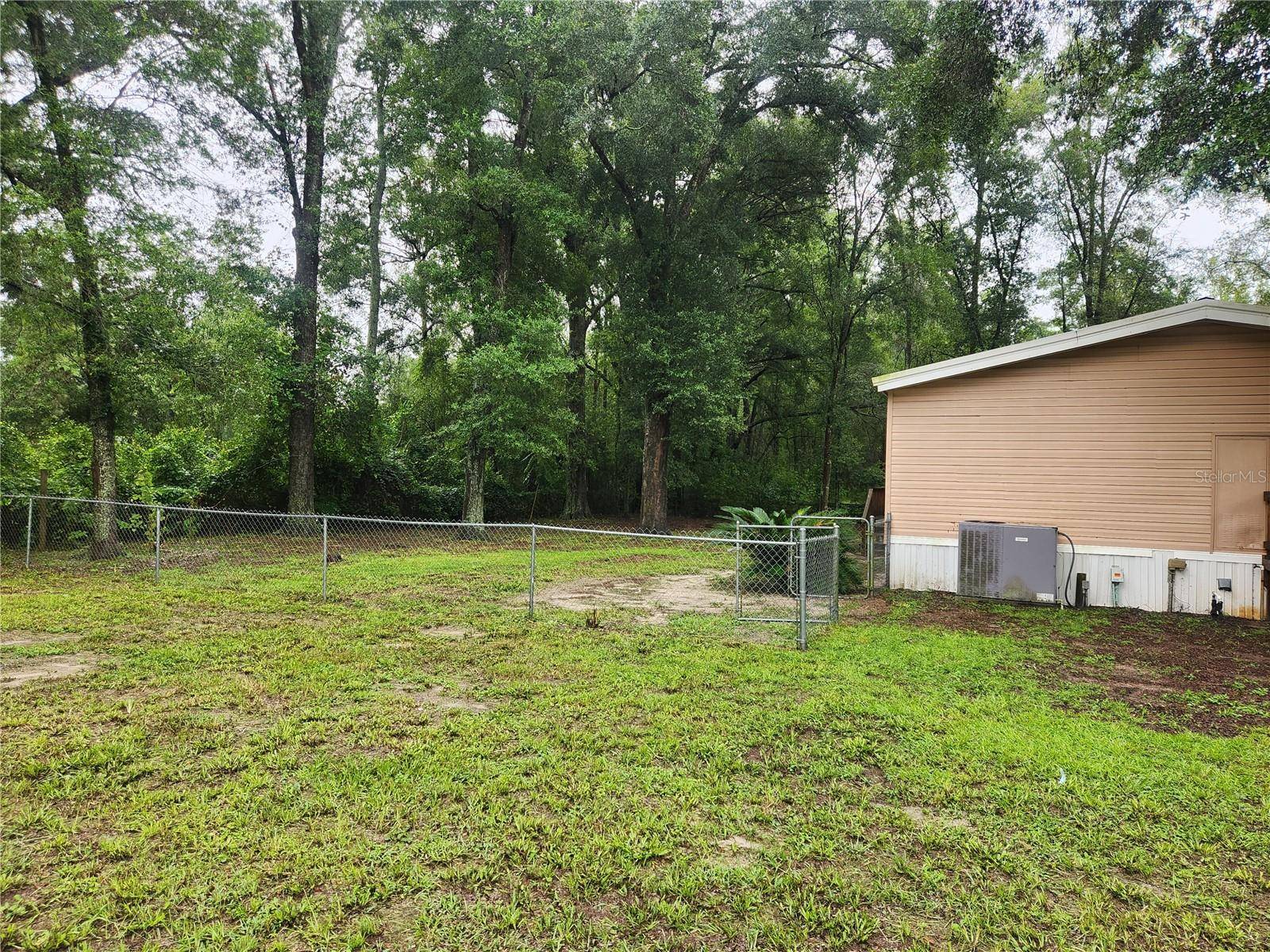 1182 NW 27TH TER, Bell, FL 32619