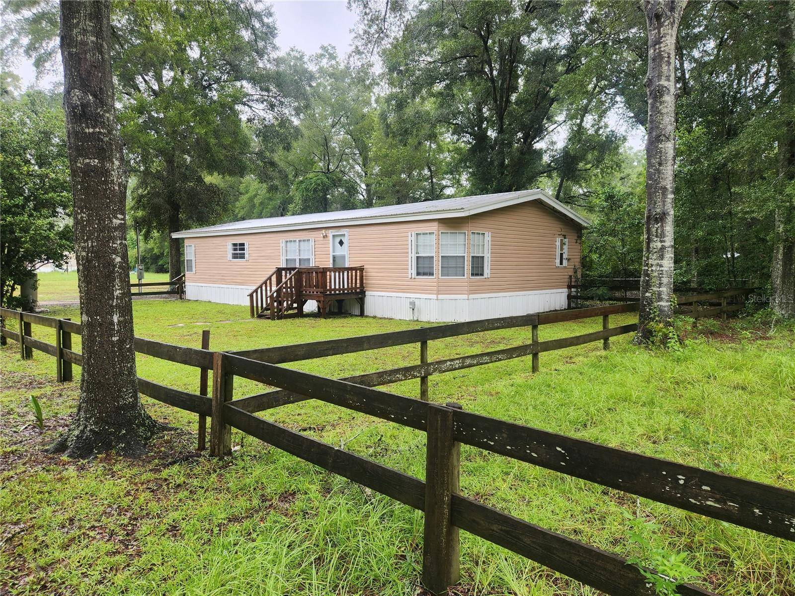 1182 NW 27TH TER, Bell, FL 32619