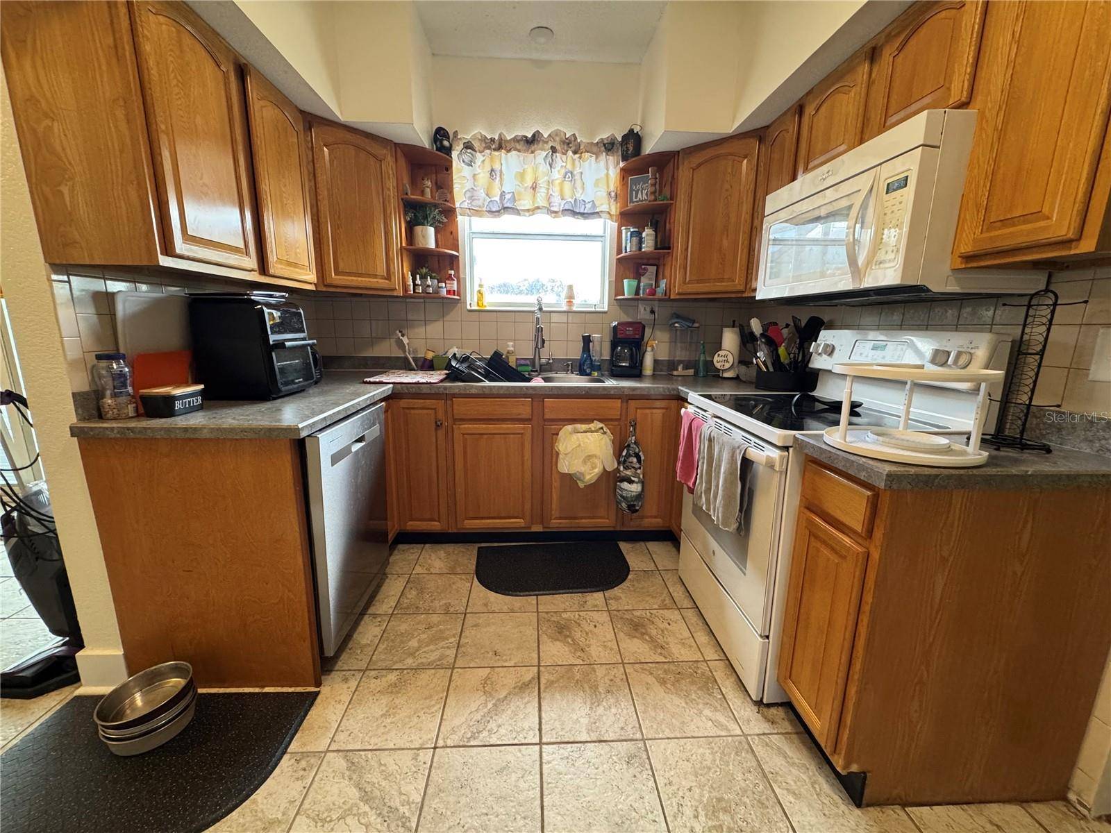 398 VIRGINIA ST, Frostproof, FL 33843