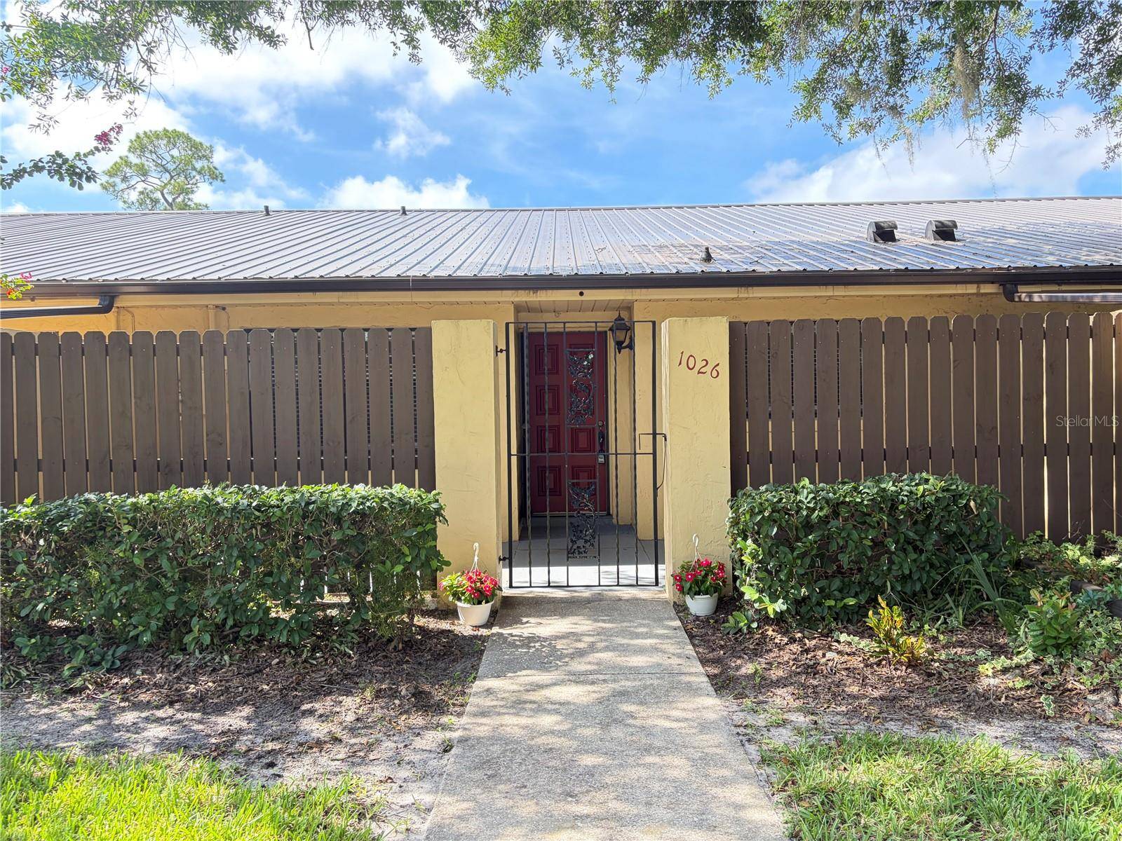 1026 MEDINAH DR, Winter Haven, FL 33884