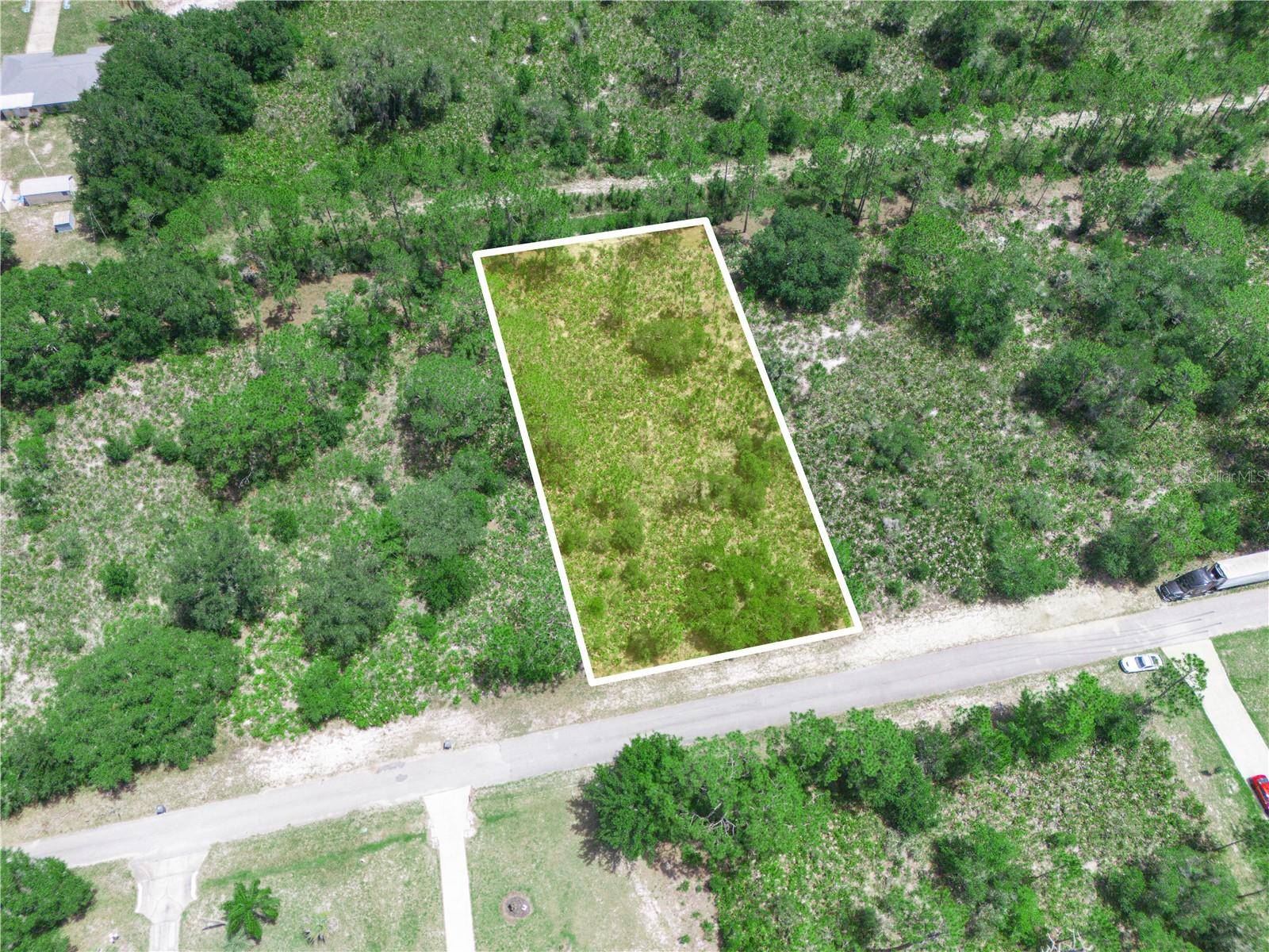 618 GARDENIA DR, Indian Lake Estates, FL 33855