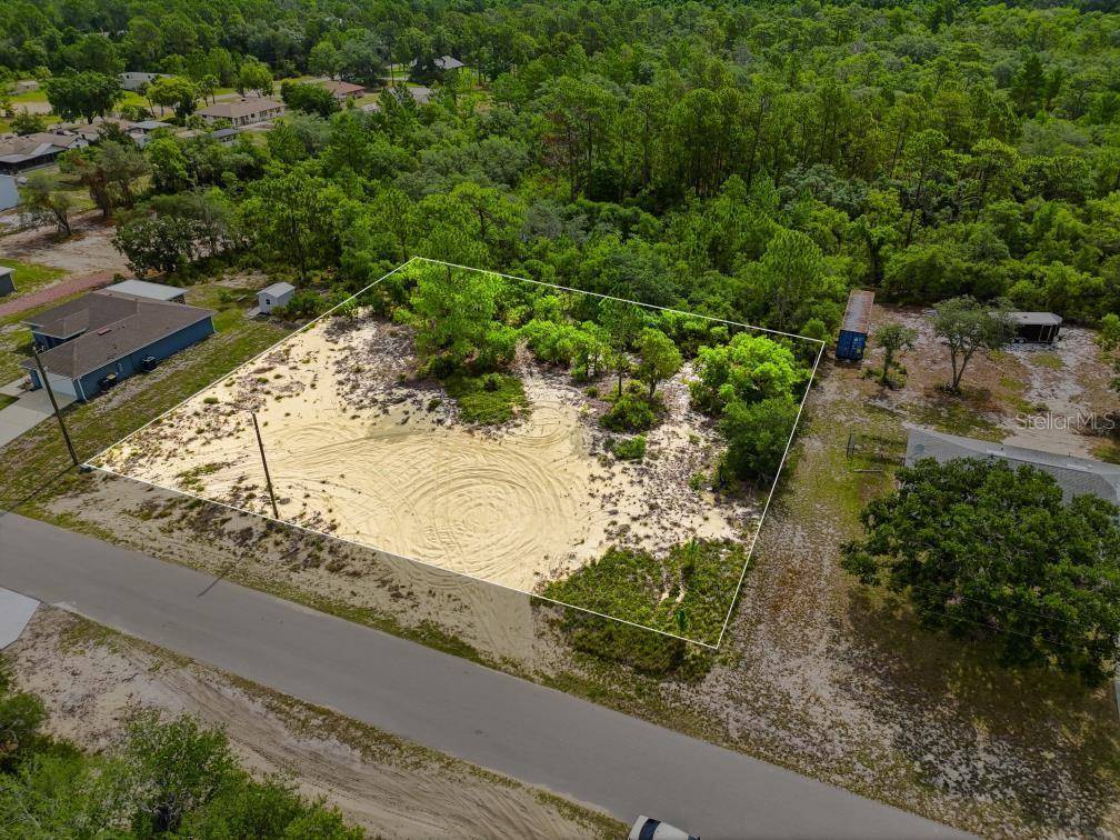 LEMON DR, Lake Wales, FL 33898