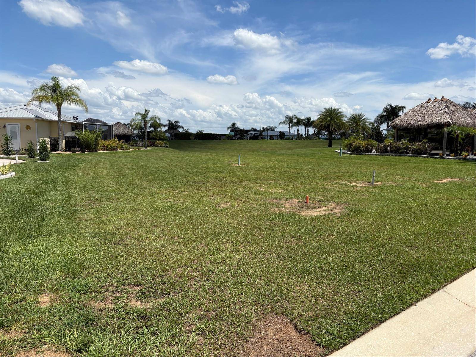 2884 WOOD DUCK DR, Polk City, FL 33868