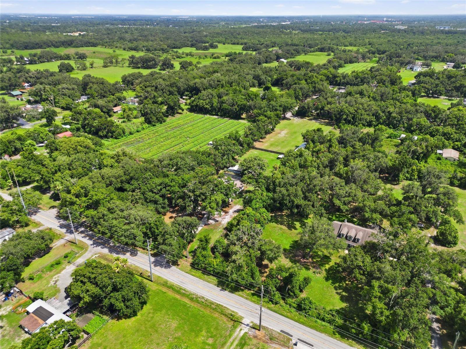 2709 W SAM ALLEN RD, Plant City, FL 33565