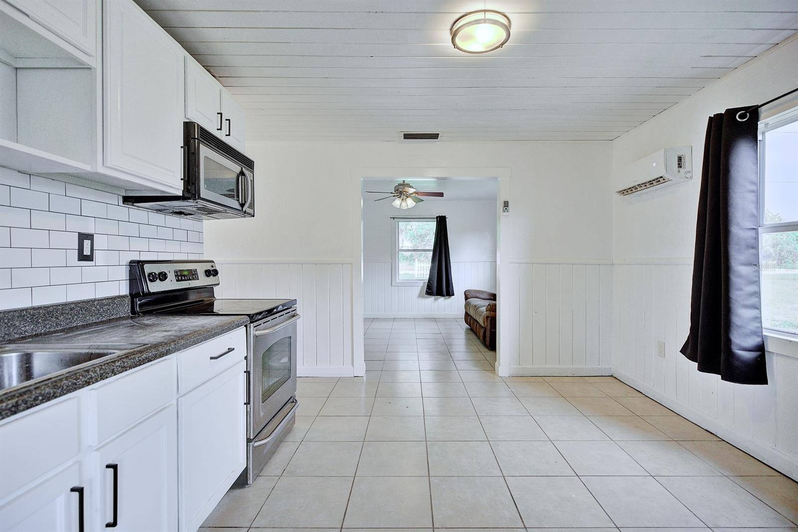 131 WIGGINS AVE, Avon Park, FL 33825