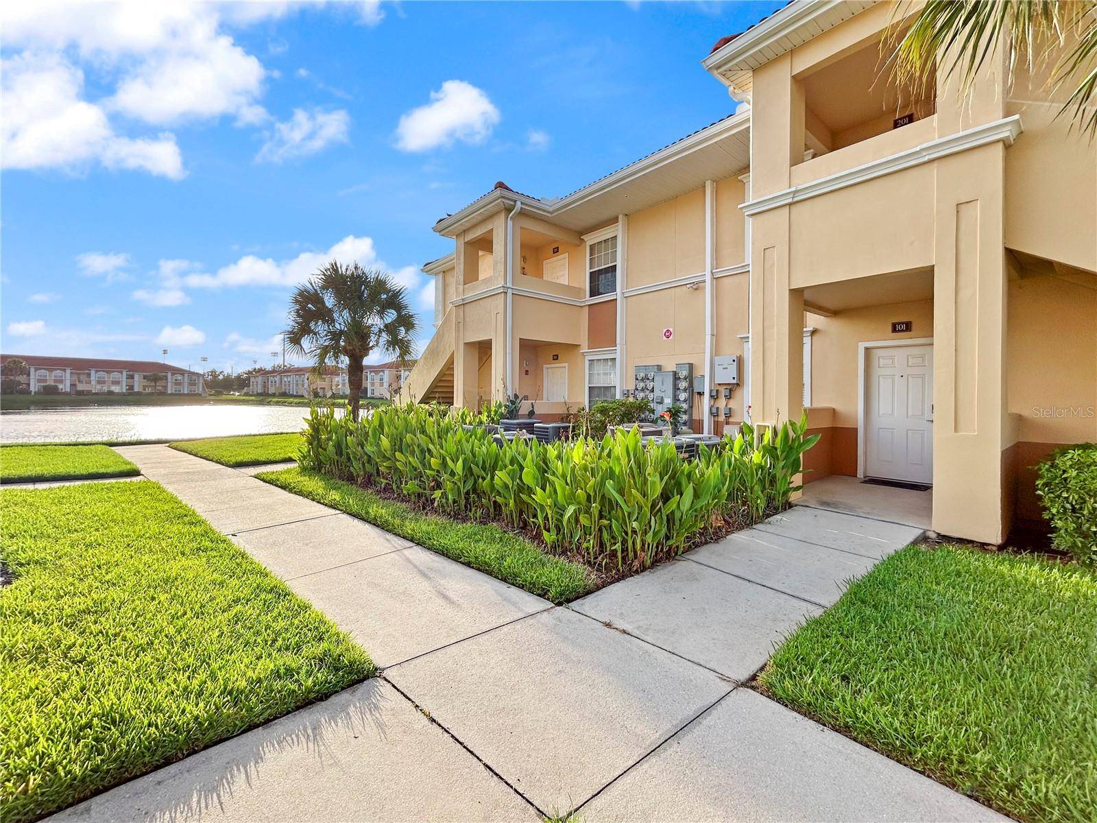 1025 VILLAGIO CIR #101, Sarasota, FL 34237