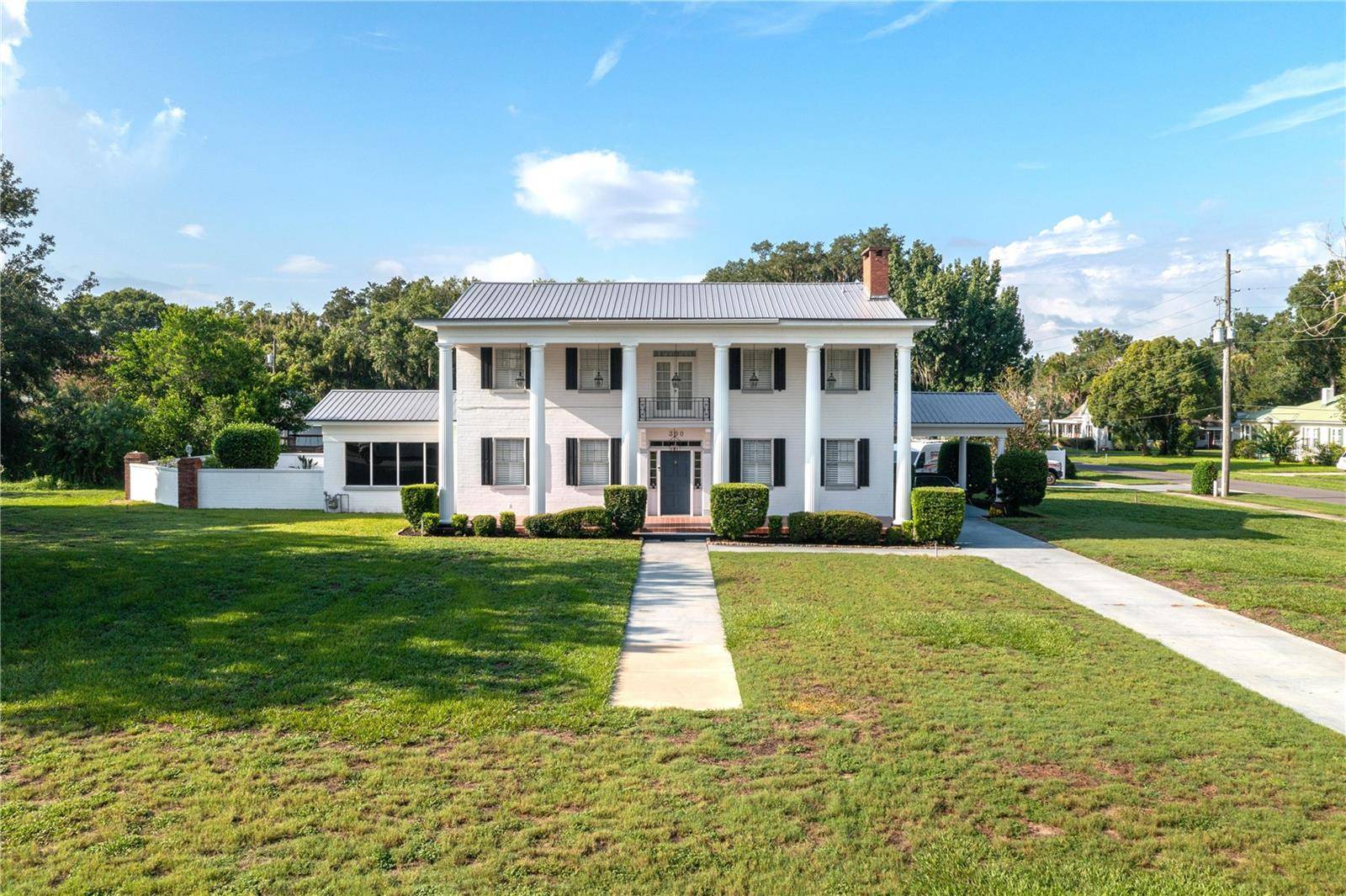 300 3RD ST NE, Fort Meade, FL 33841