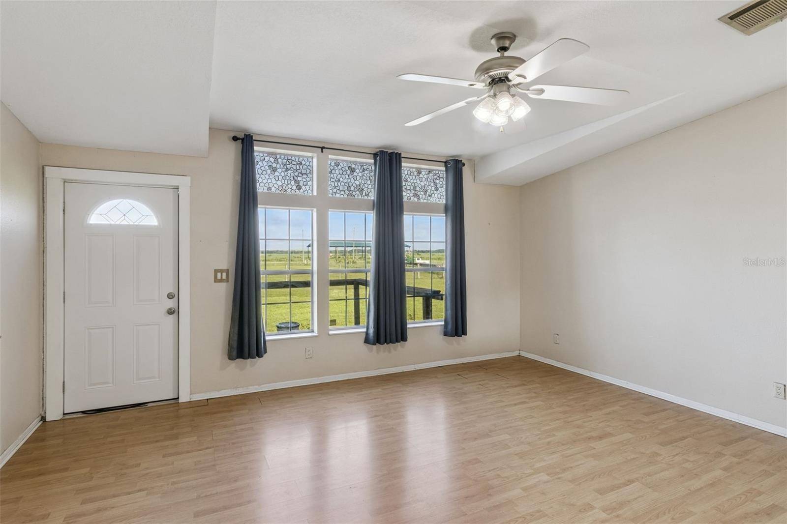 1153 SAND MOUNTAIN RD, Fort Meade, FL 33841