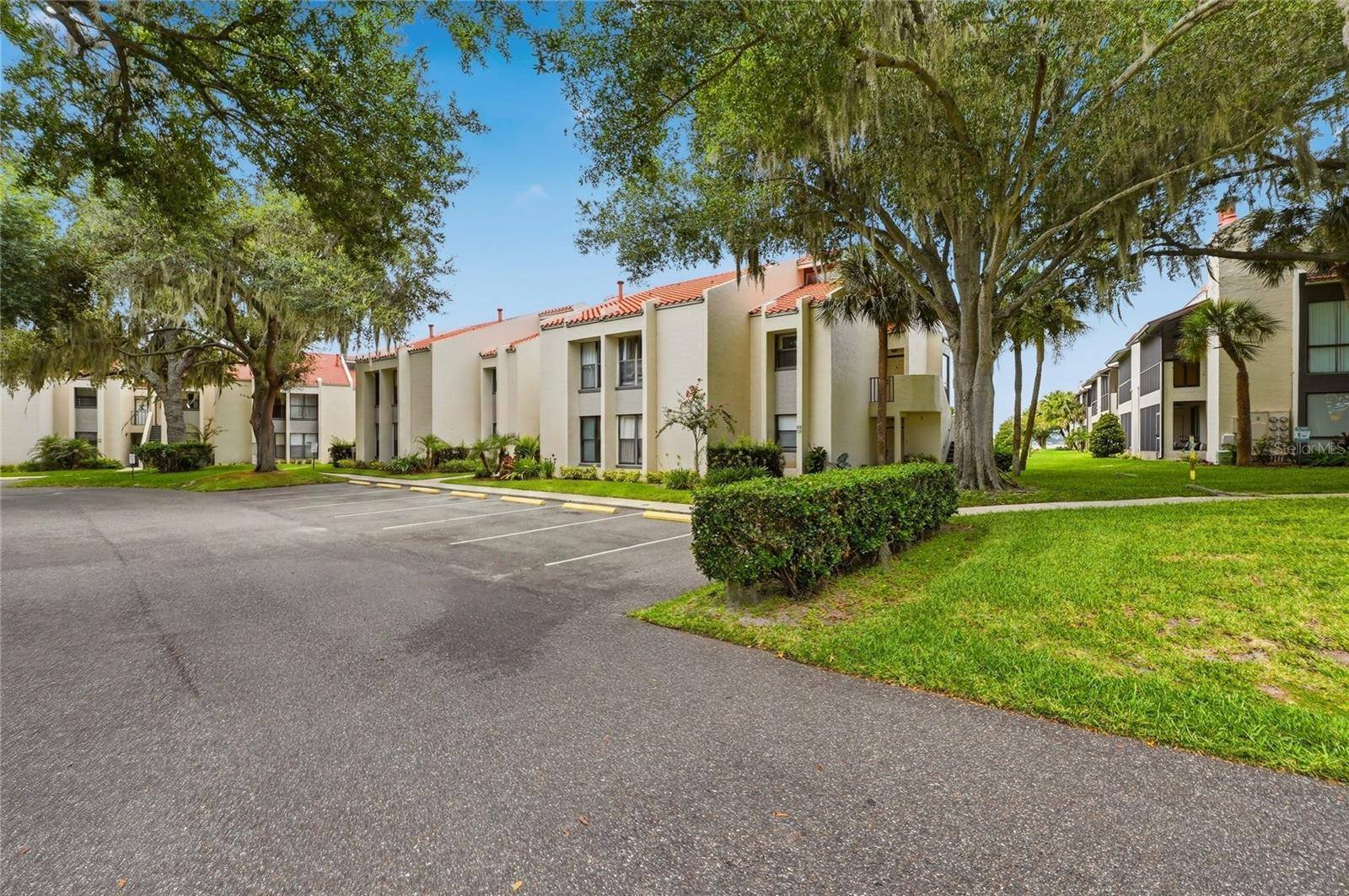 503 SWEET BAY CIR, Winter Haven, FL 33884