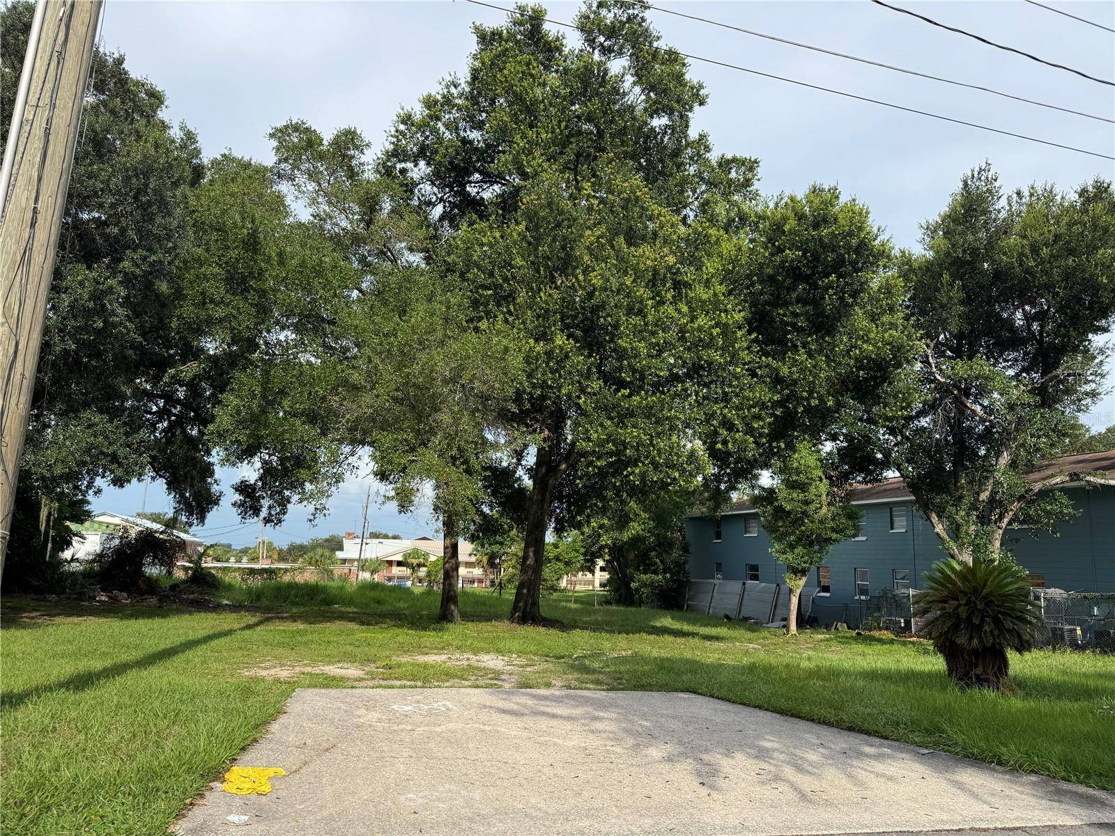 937 N IOWA AVE, Lakeland, FL 33801
