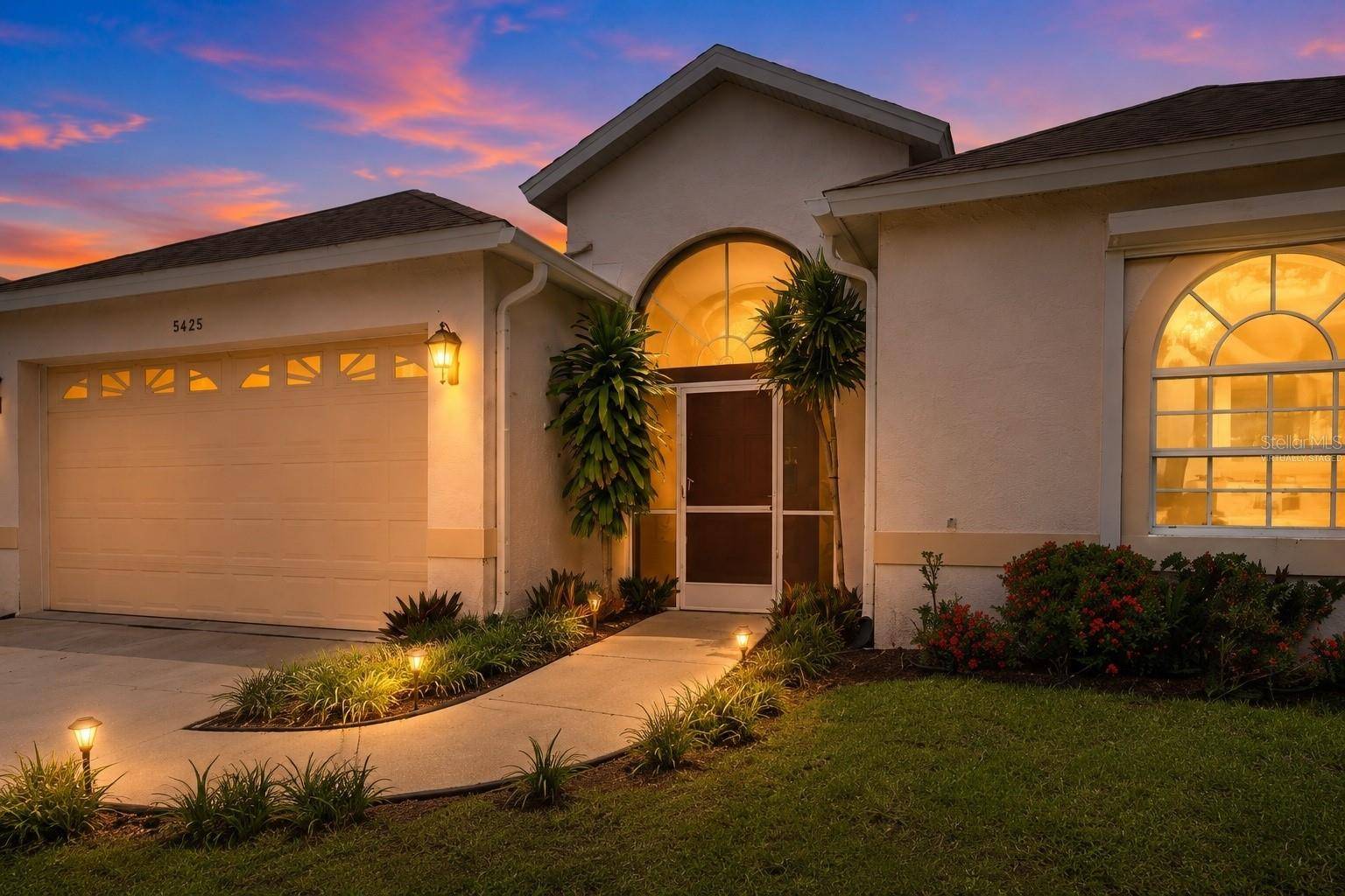 5425 MATTHEW CT, Sarasota, FL 34231