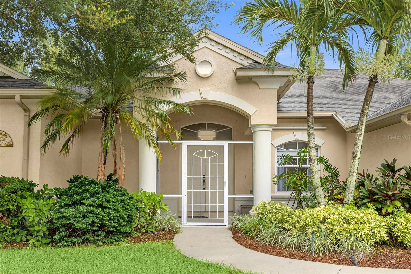 6718 WILLOW POND LN, Sarasota, FL 34240