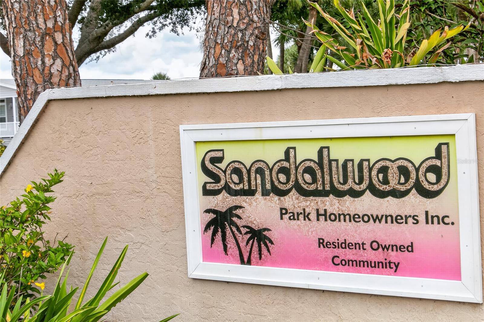 498 LONGWOOD DR, Venice, FL 34285