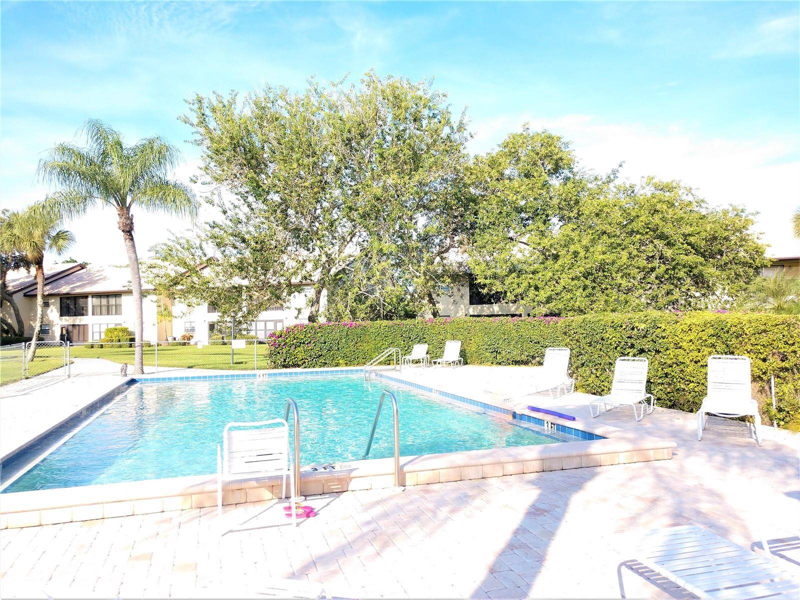 400 MISSION TRL E #B, Venice, FL 34285