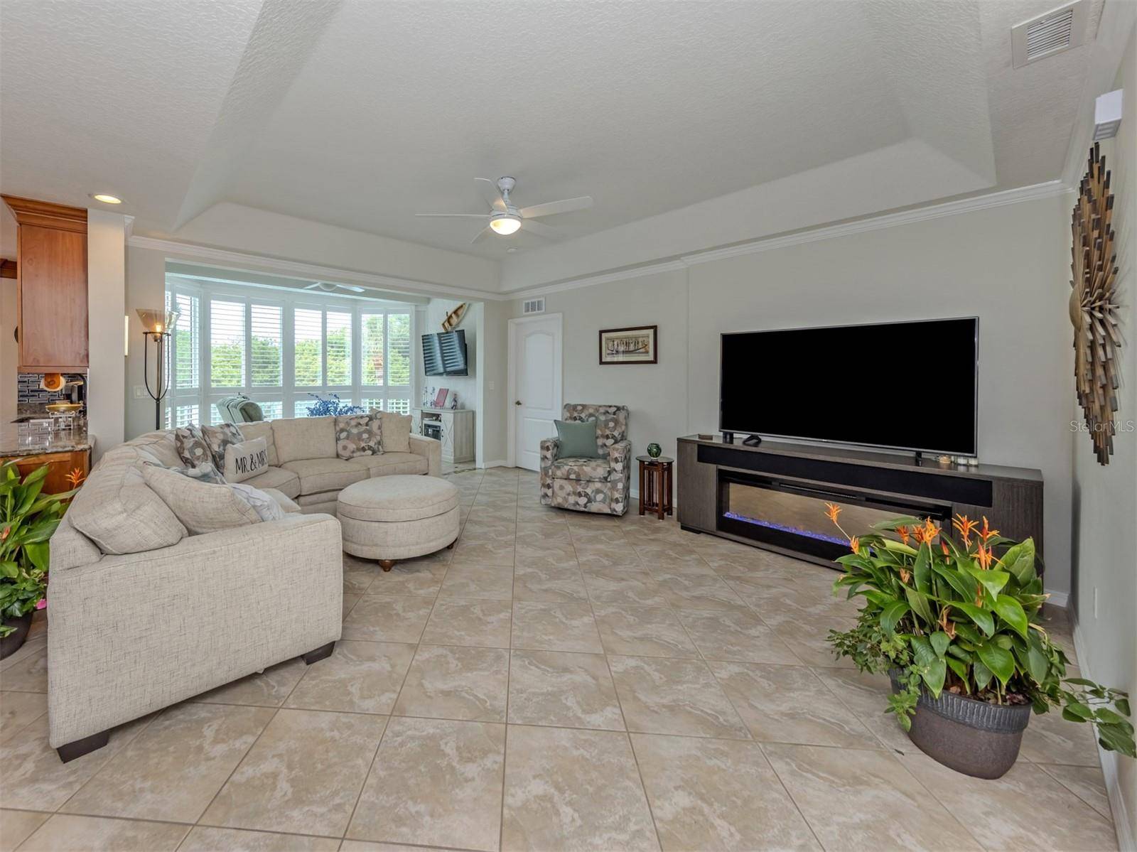 1505 GONDOLA PARK DR #1505, Venice, FL 34292
