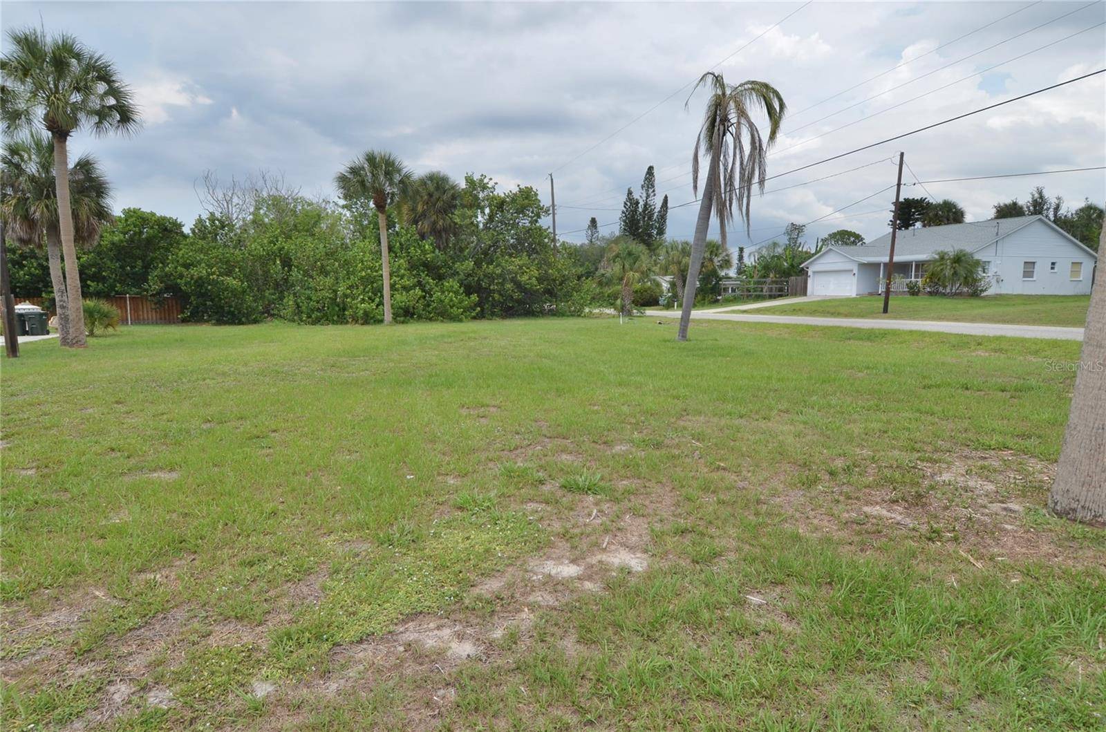 610 COQUINA CT, Nokomis, FL 34275