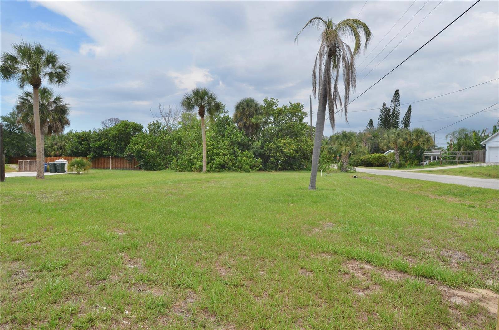 610 COQUINA CT, Nokomis, FL 34275