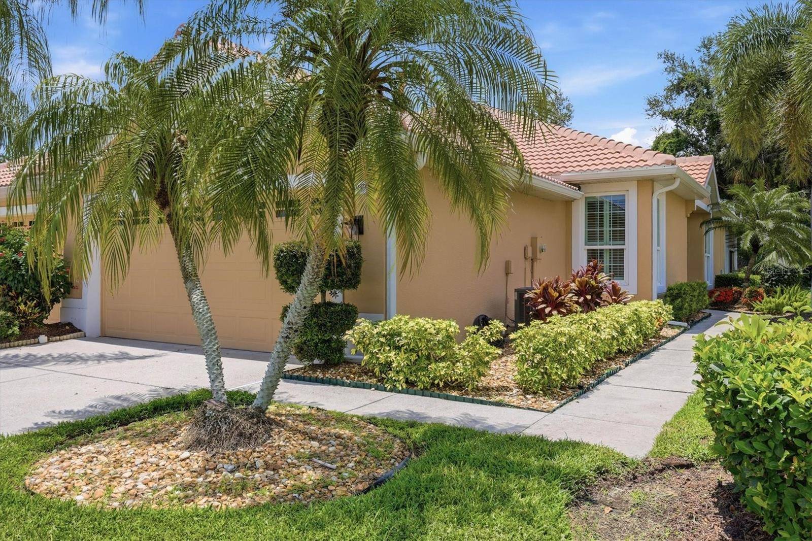 4939 WHISPERING OAKS DR, North Port, FL 34287