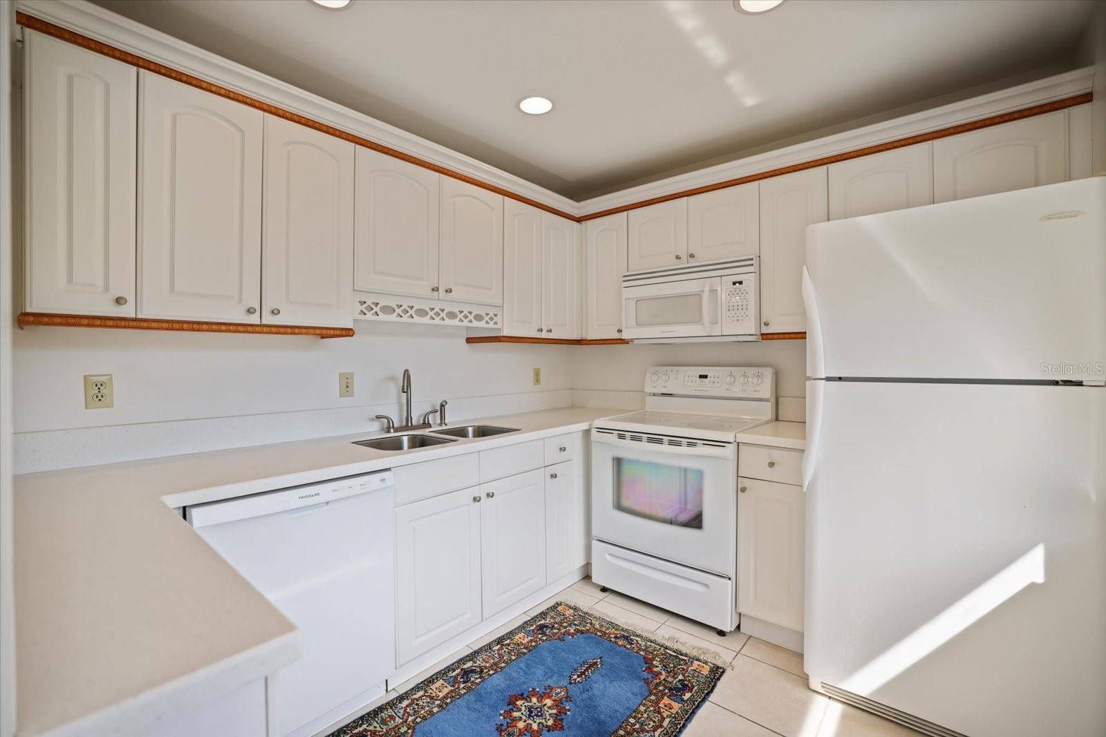 715 BIRD BAY CIR #120, Venice, FL 34285