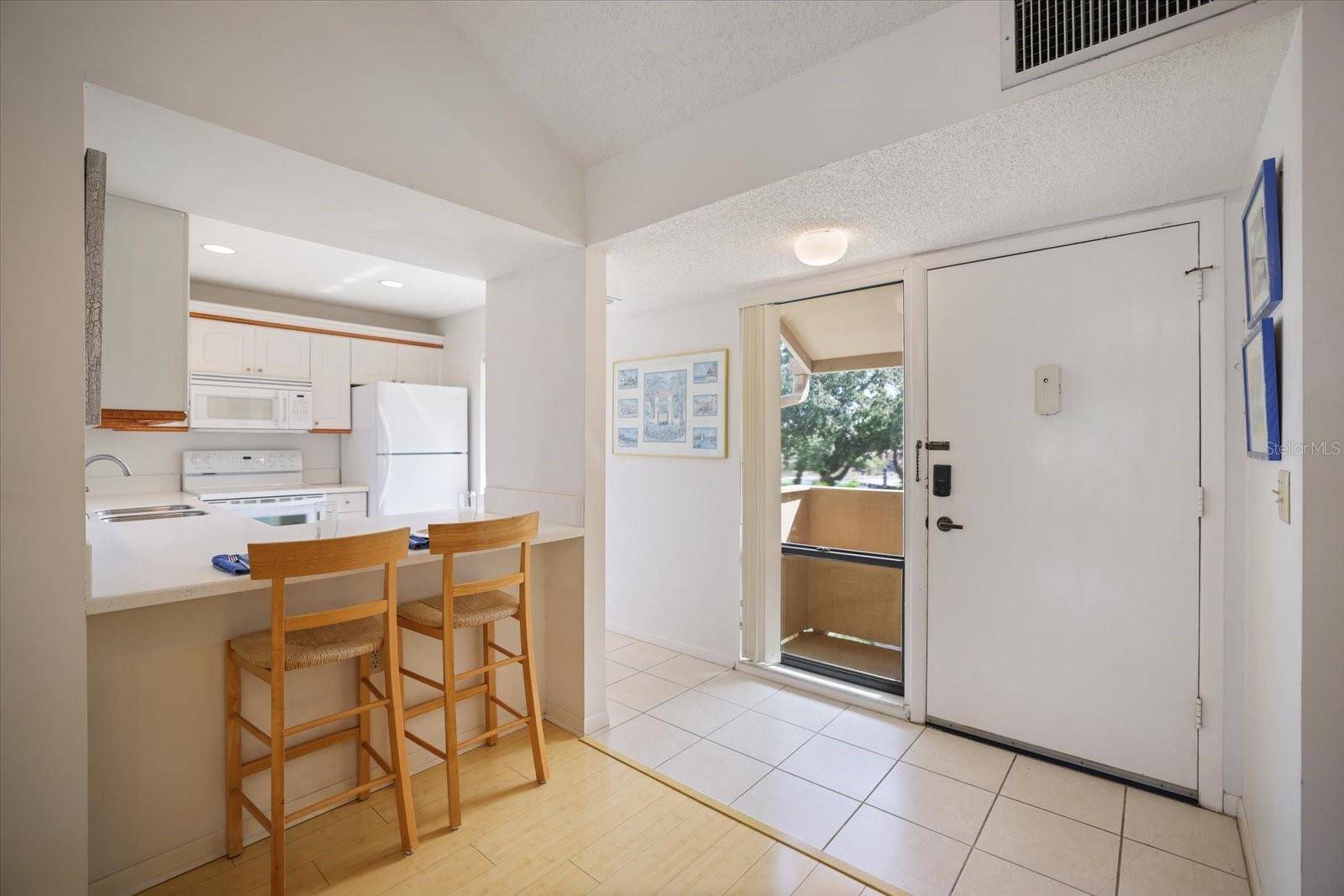 715 BIRD BAY CIR #120, Venice, FL 34285
