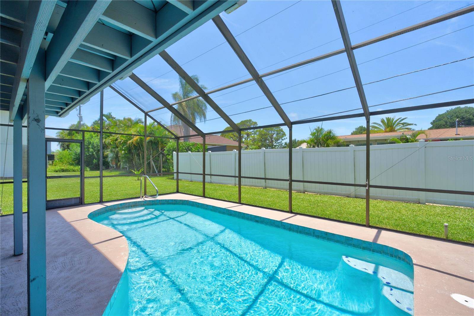 1194 LINDEN RD, Venice, FL 34293