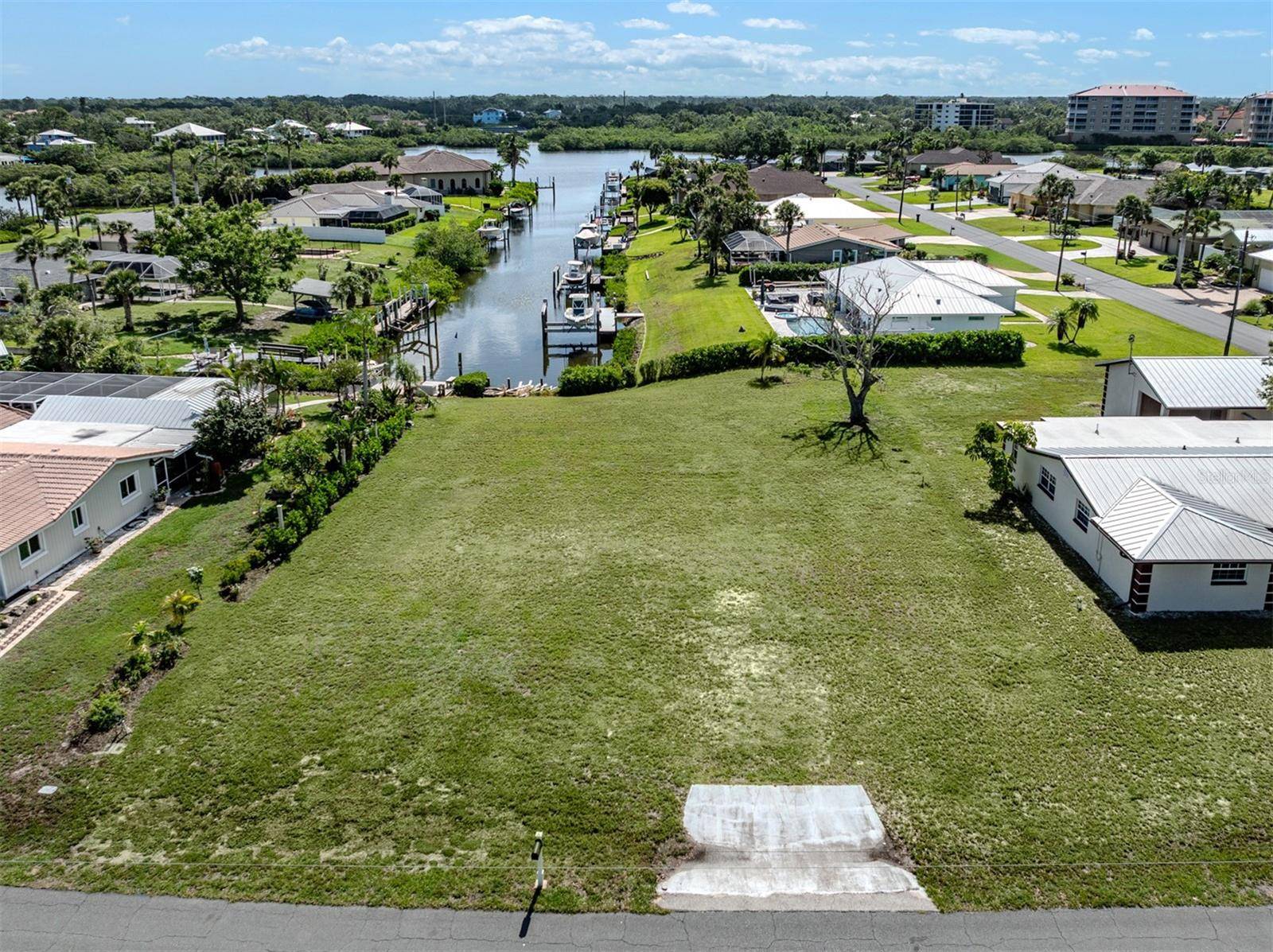 458 N SHORE DR, Osprey, FL 34229