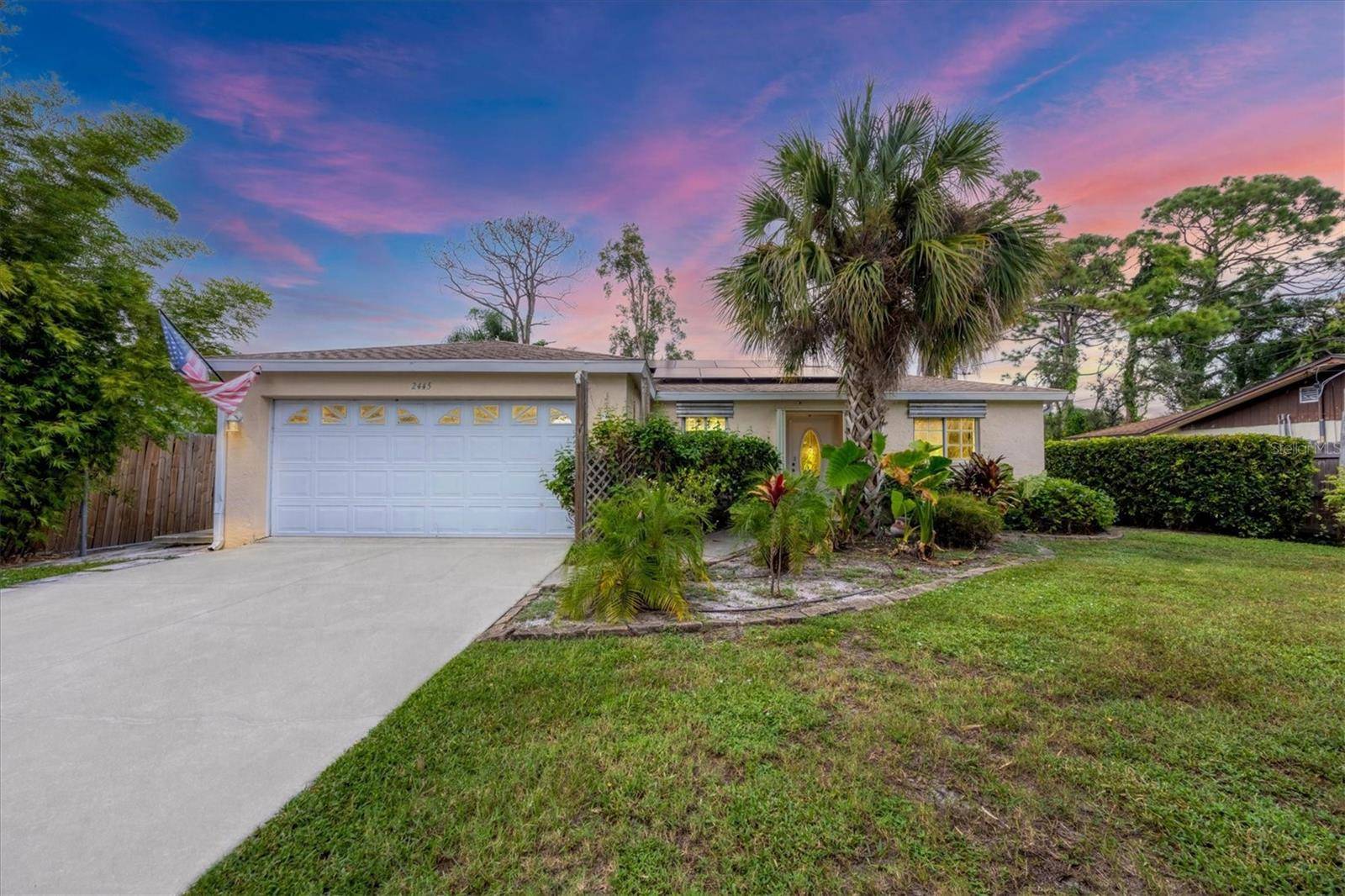 2445 APACHE ST, Sarasota, FL 34231