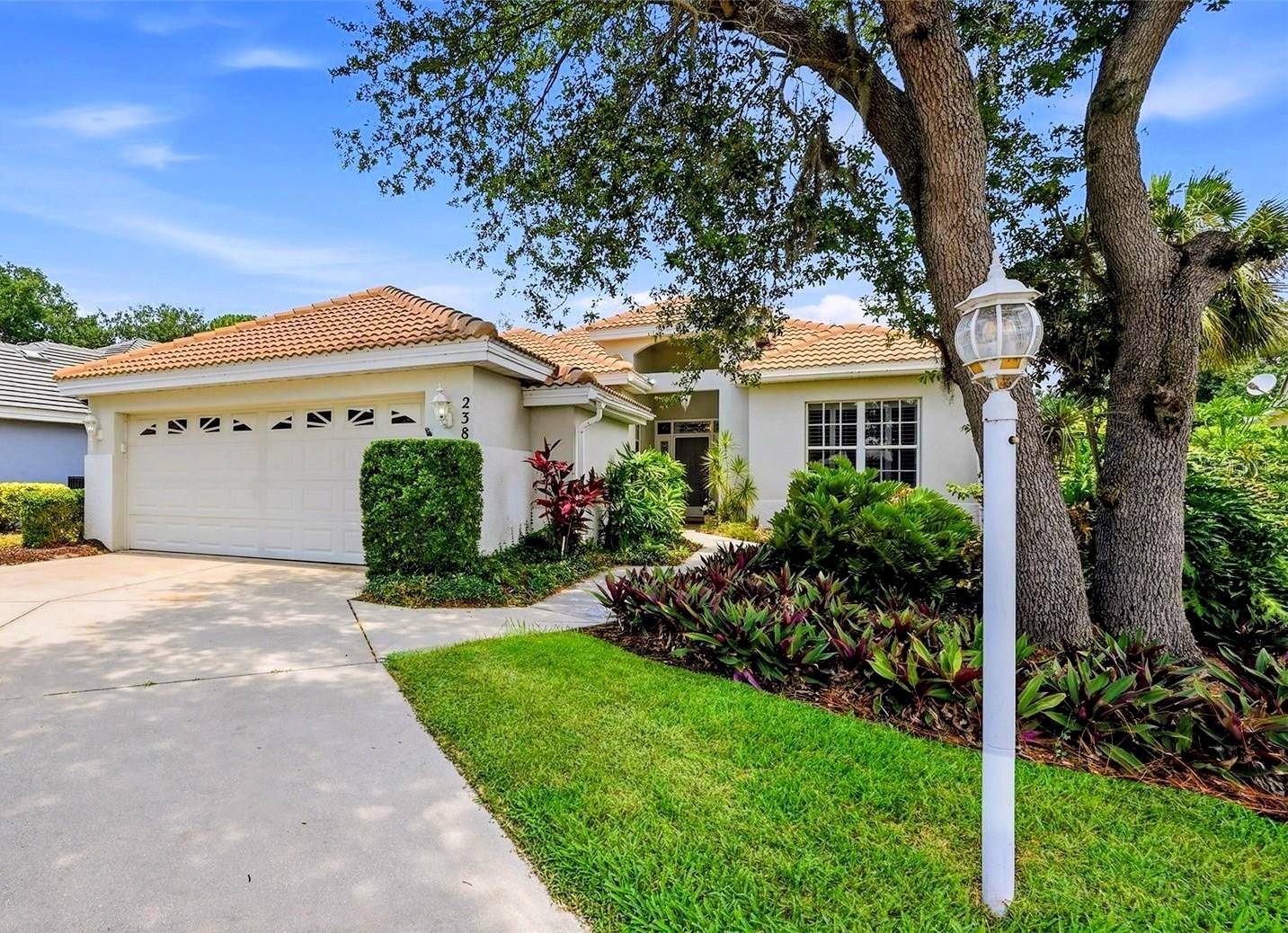 238 VESTAVIA DR, Venice, FL 34292