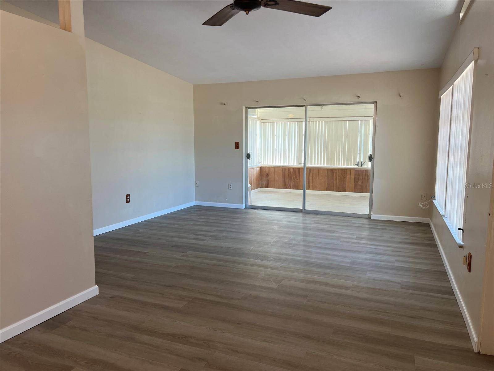 321 ALBA ST E, Venice, FL 34285
