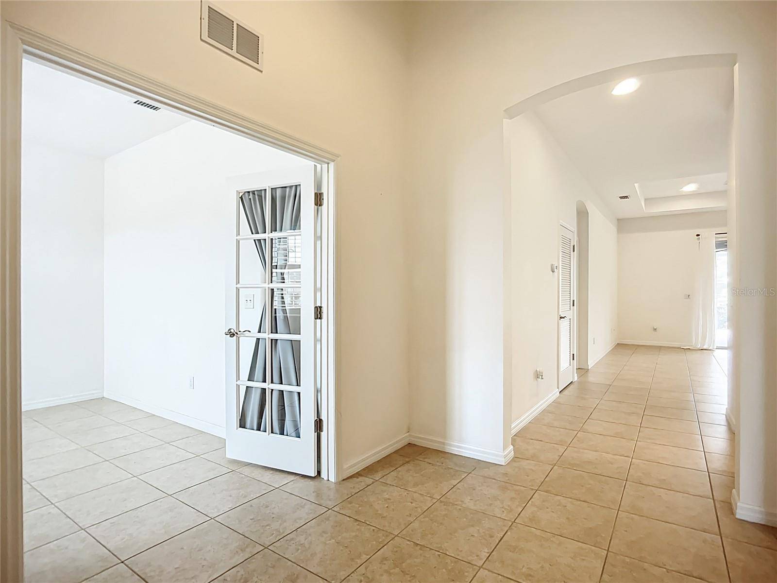 5384 LAYTON DR, Venice, FL 34293
