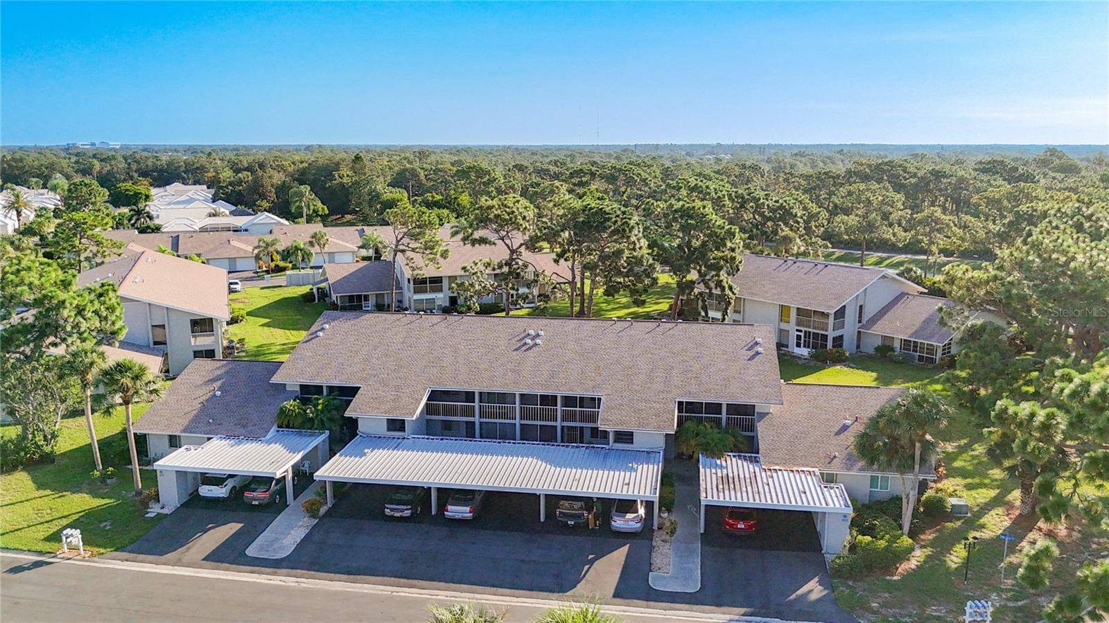 1407 PINE LAKE DR #7, Venice, FL 34285