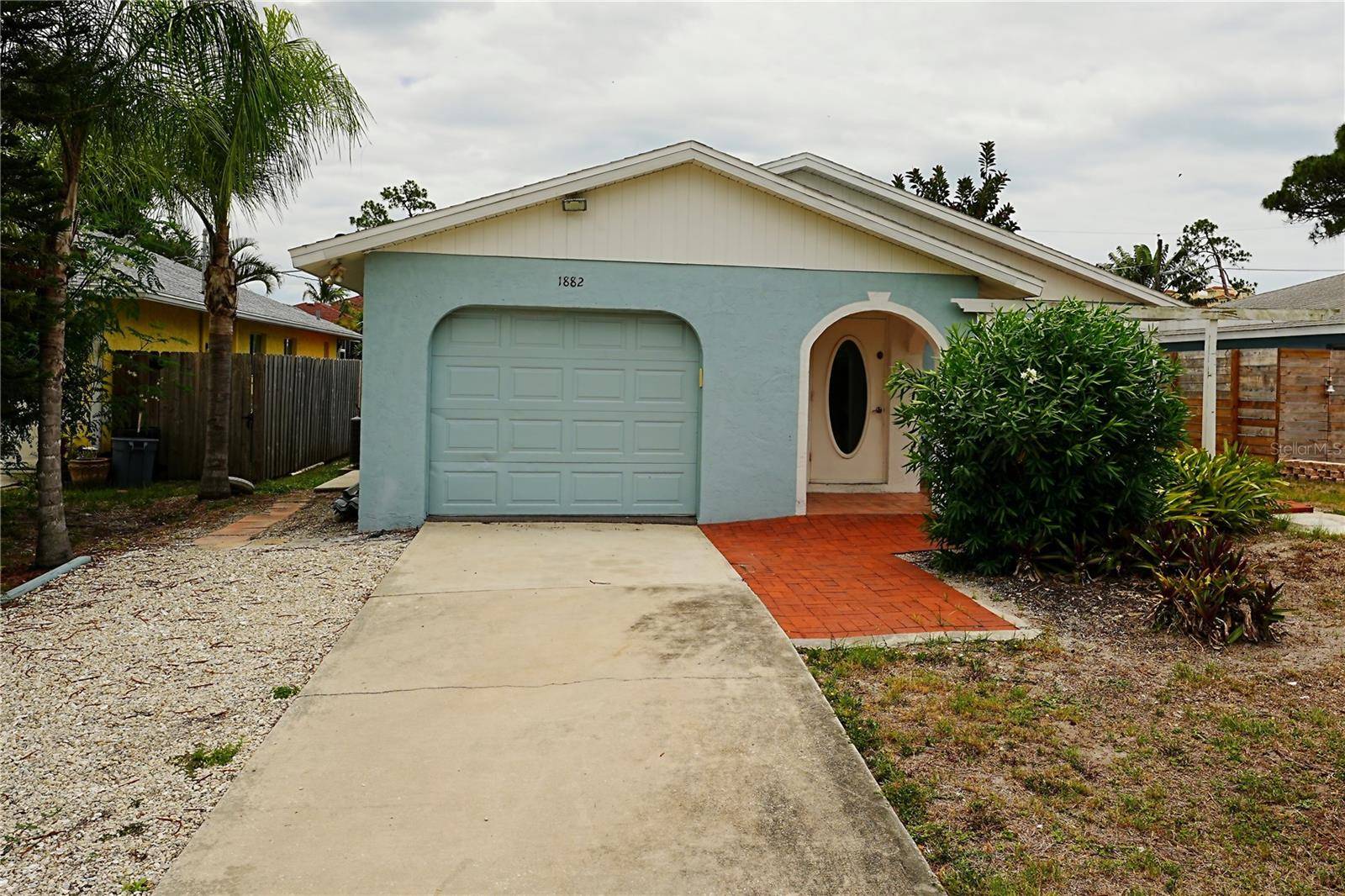 1882 RITA ST, Sarasota, FL 34231